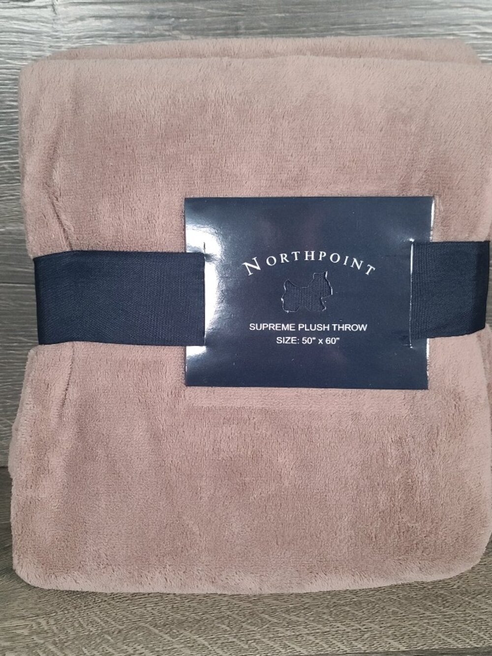 New North Point Supreme Plush Throw 50 x 60 Beige